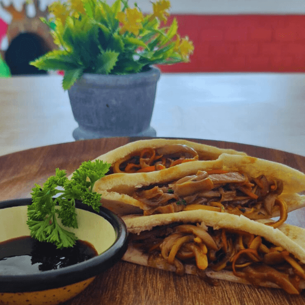 Pan Árabe Relleno de Orellanas